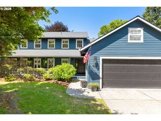 2270 OSTMAN Rd, West Linn, OR 97068