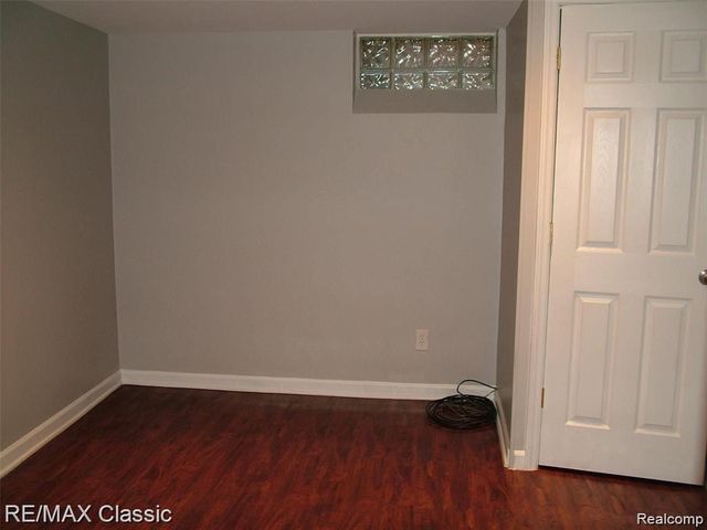 2702 N Main Street, Royal Oak, MI 48073