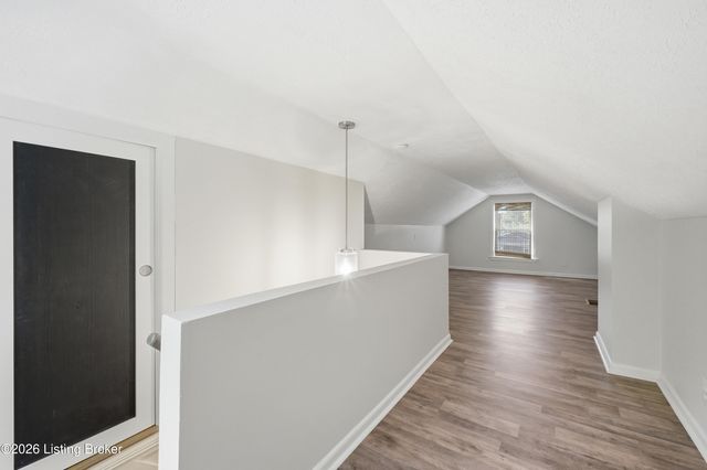 1105 Walter Ave, Louisville, KY 40215
