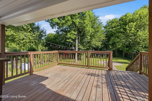 1105 Walter Ave, Louisville, KY 40215