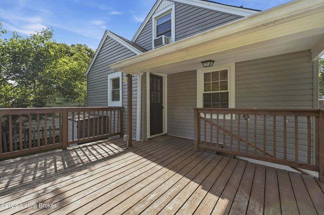 1105 Walter Ave, Louisville, KY 40215