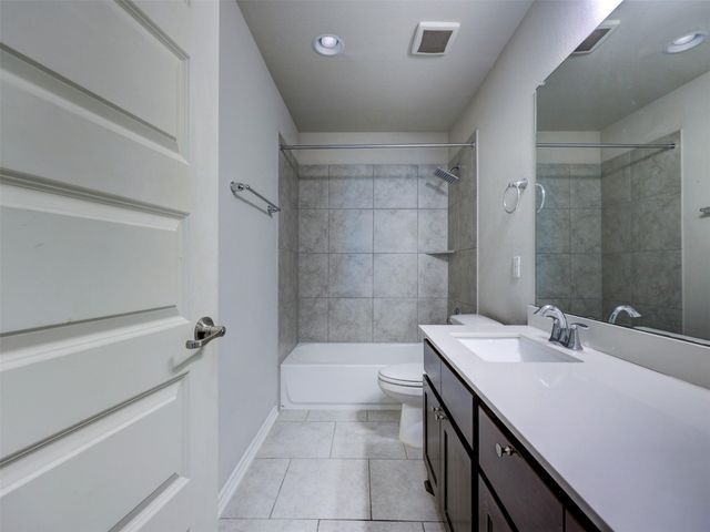 1725 Turtle Bay LOOP, Leander, TX 78641