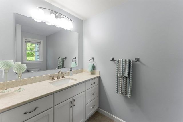 3 Sarah Reed Hunt Way 3, Middleboro, MA 02346