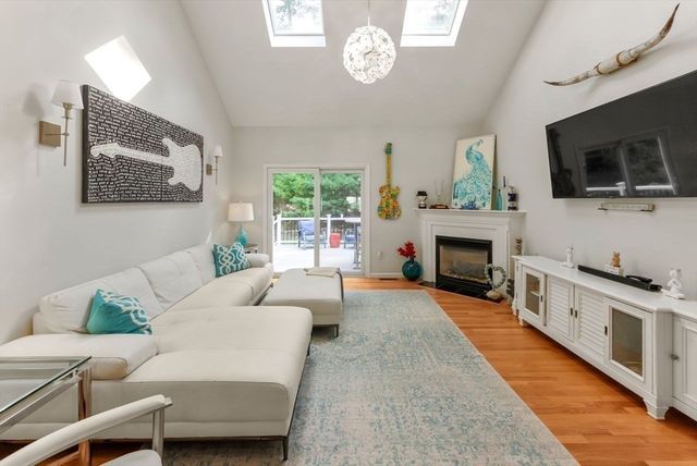 3 Sarah Reed Hunt Way 3, Middleboro, MA 02346