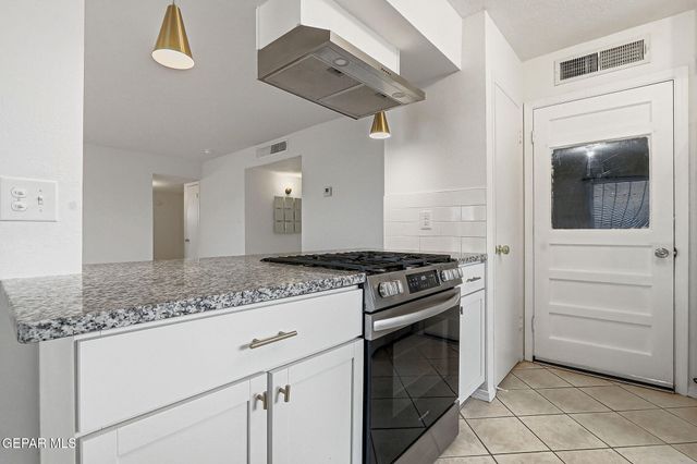 10837 GEMSTONE Street, El Paso, TX 79924