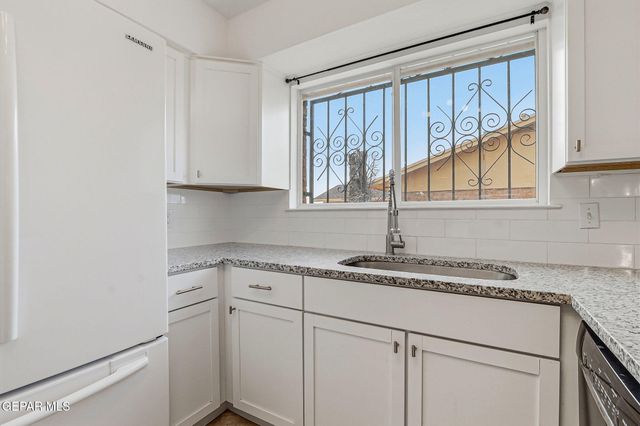 10837 GEMSTONE Street, El Paso, TX 79924