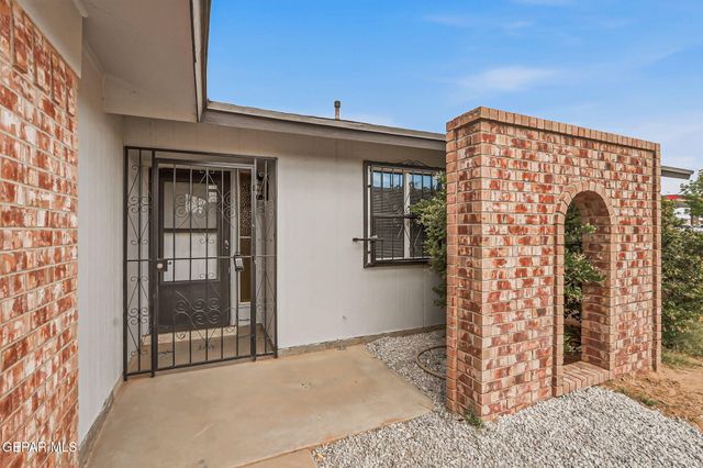 10837 GEMSTONE Street, El Paso, TX 79924