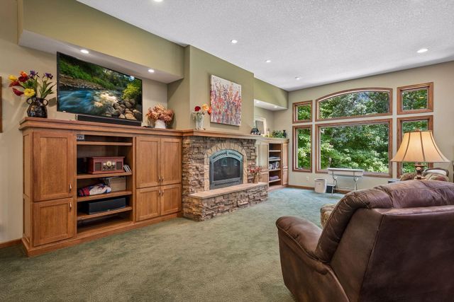22372 Tipton Street NW, Elk River, MN 55330