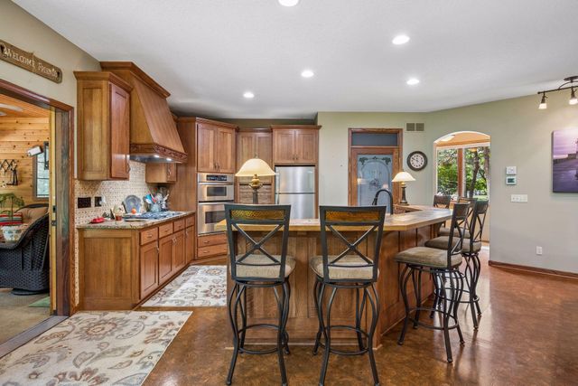 22372 Tipton Street NW, Elk River, MN 55330