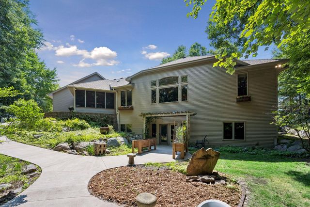 22372 Tipton Street NW, Elk River, MN 55330