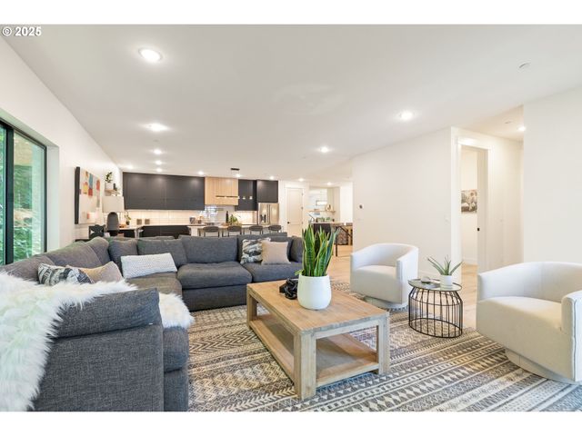 2475 Nw BIRKENDENE St, Portland, OR 97229