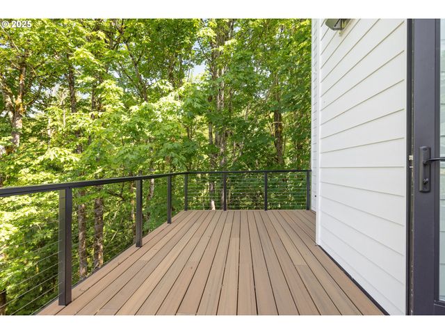 2475 Nw BIRKENDENE St, Portland, OR 97229