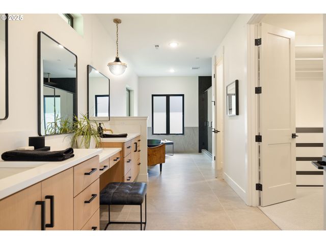 2475 Nw BIRKENDENE St, Portland, OR 97229