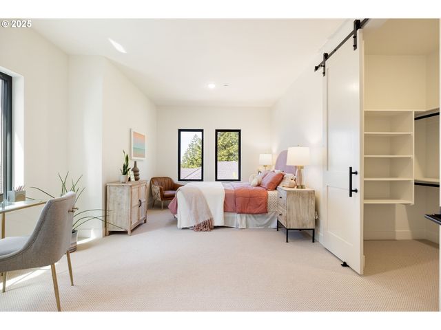 2475 Nw BIRKENDENE St, Portland, OR 97229