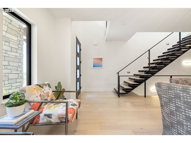 2475 Nw BIRKENDENE St, Portland, OR 97229