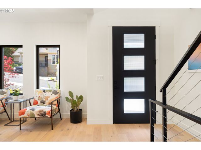 2475 Nw BIRKENDENE St, Portland, OR 97229