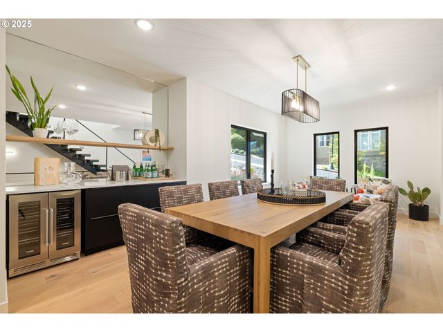 2475 Nw BIRKENDENE St, Portland, OR 97229