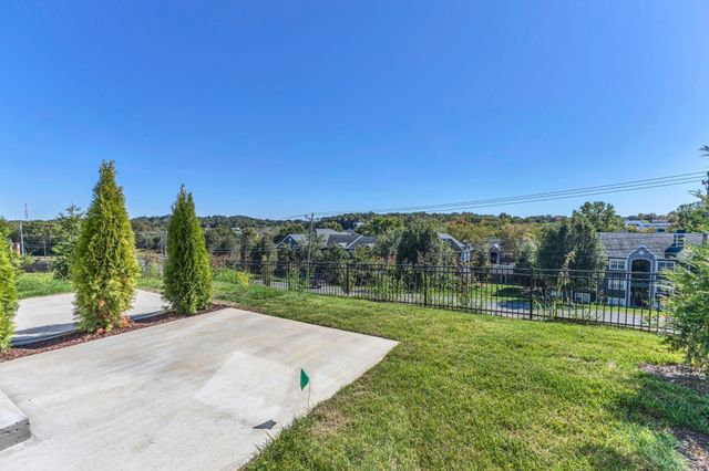 5017 Dayflower Drive, Hermitage, TN 37076
