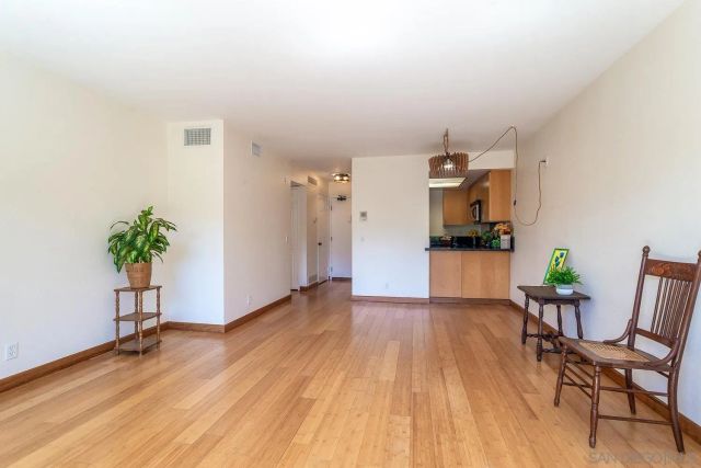 1650 8th Ave 302, San Diego, CA 92101