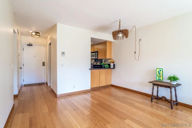 1650 8th Ave 302, San Diego, CA 92101