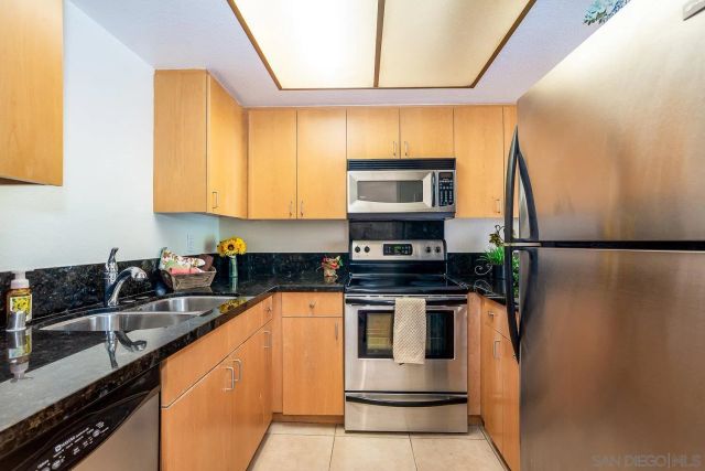 1650 8th Ave 302, San Diego, CA 92101