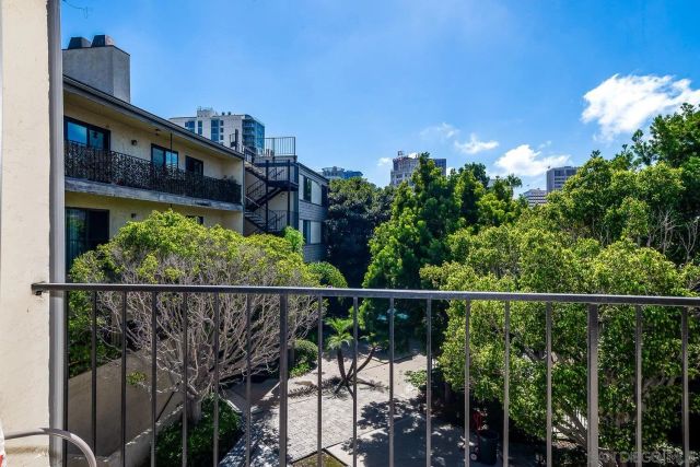 1650 8th Ave 302, San Diego, CA 92101