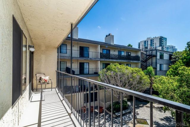 1650 8th Ave 302, San Diego, CA 92101