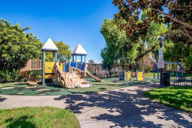 1650 8th Ave 302, San Diego, CA 92101