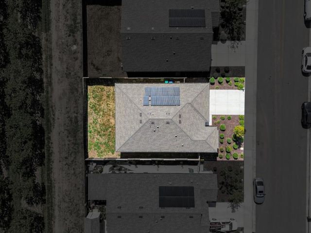 1348 S Kestrel Ln, Stockton, CA 95215