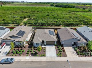 1348 S Kestrel Ln, Stockton, CA 95215