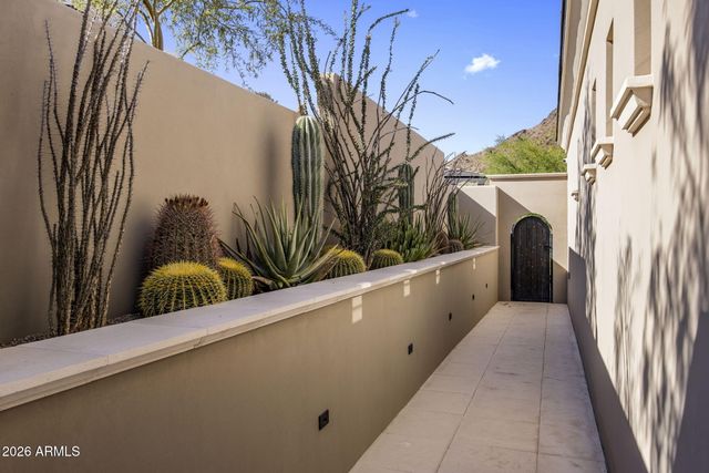 11235 E Wingspan Way, Scottsdale, AZ 85255