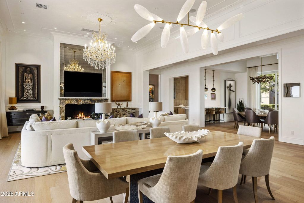 Image 14 of property listing at 11235 E Wingspan Way, Scottsdale, AZ 85255