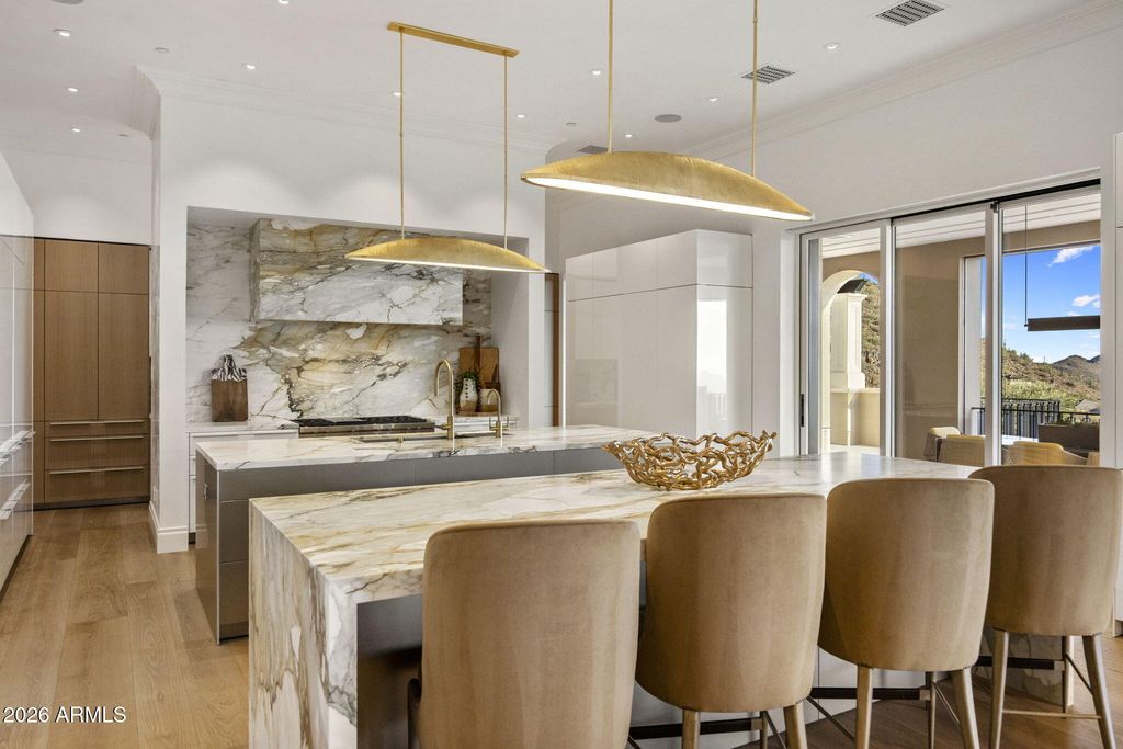 Image 15 of property listing at 11235 E Wingspan Way, Scottsdale, AZ 85255