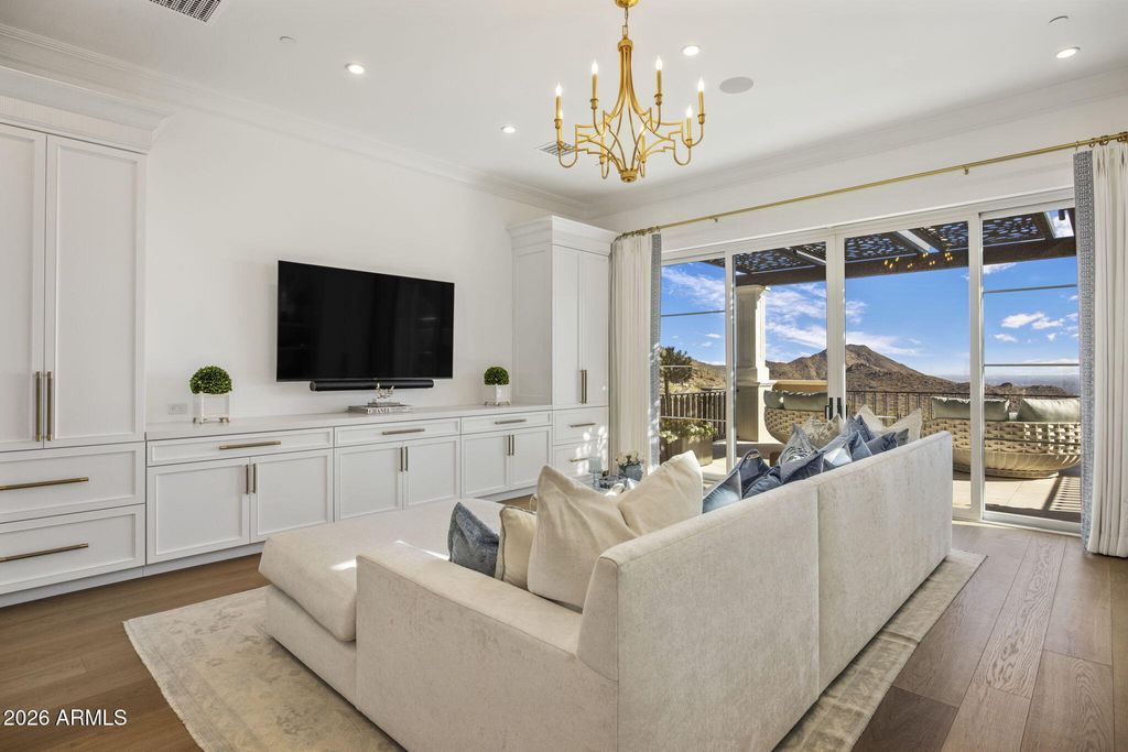 Image 42 of property listing at 11235 E Wingspan Way, Scottsdale, AZ 85255