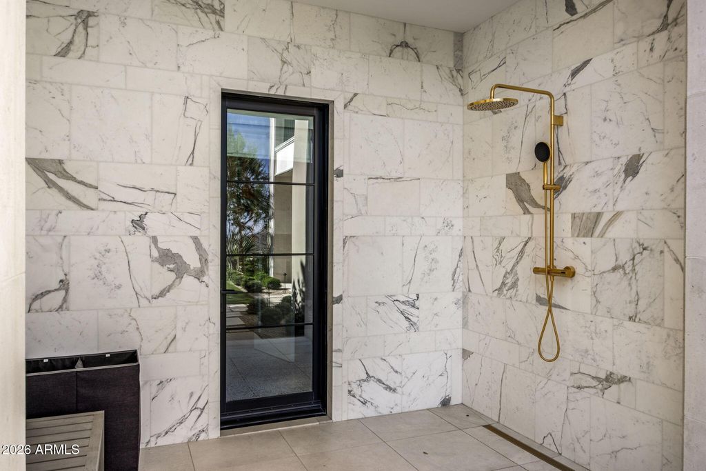Image 83 of property listing at 11235 E Wingspan Way, Scottsdale, AZ 85255