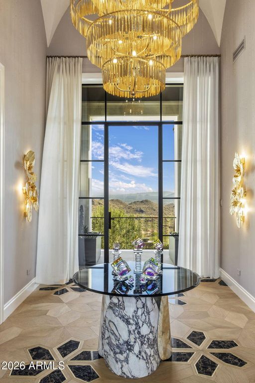 Image 9 of property listing at 11235 E Wingspan Way, Scottsdale, AZ 85255