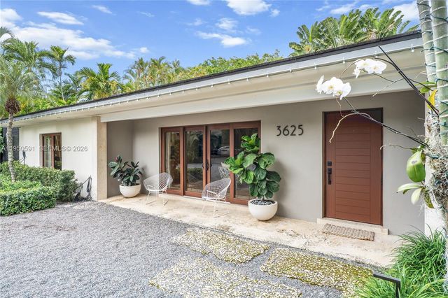 3625 Battersea Rd, Miami, FL 33133