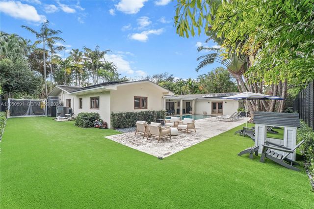 3625 Battersea Rd, Miami, FL 33133