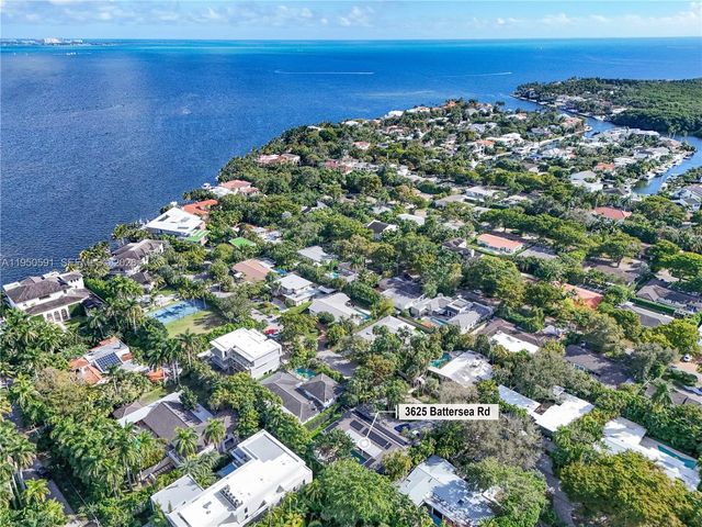 3625 Battersea Rd, Miami, FL 33133