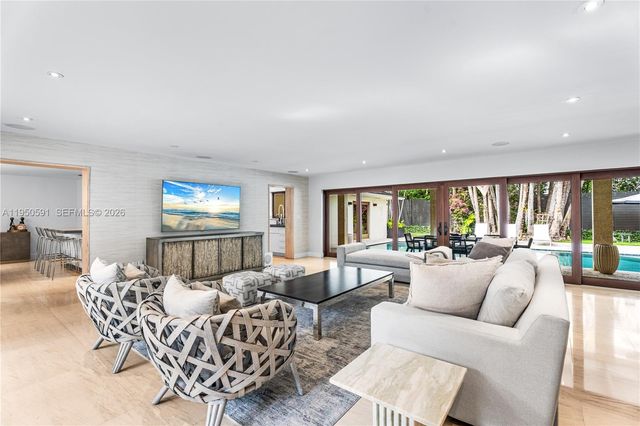 3625 Battersea Rd, Miami, FL 33133