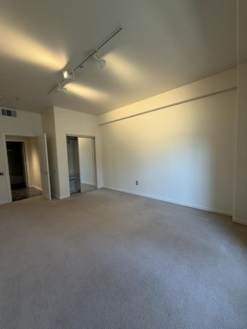 200 Sheridan Avenue 104, Palo Alto, CA 94306