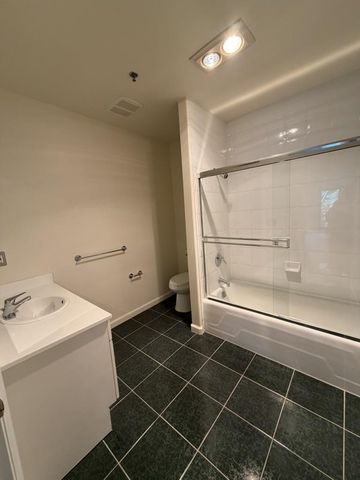 200 Sheridan Avenue 104, Palo Alto, CA 94306