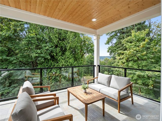 15419 NE 106th Street, Redmond, WA 98052