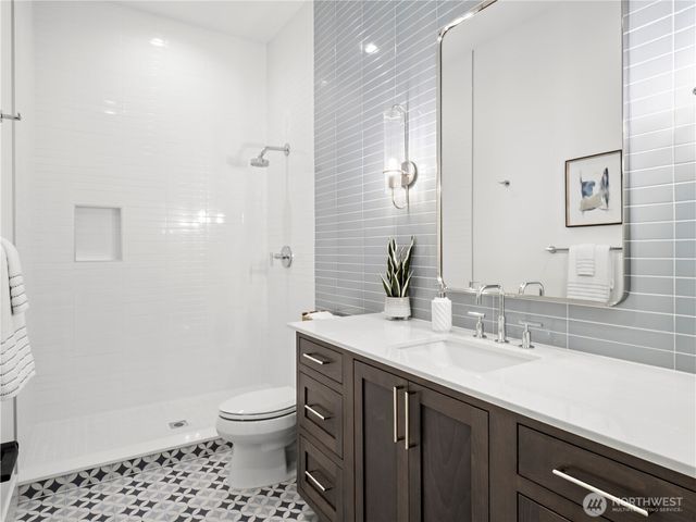 15419 NE 106th Street, Redmond, WA 98052