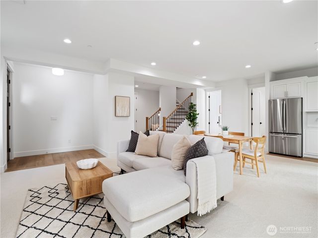 15419 NE 106th Street, Redmond, WA 98052