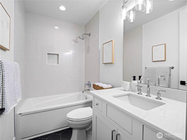 15419 NE 106th Street, Redmond, WA 98052