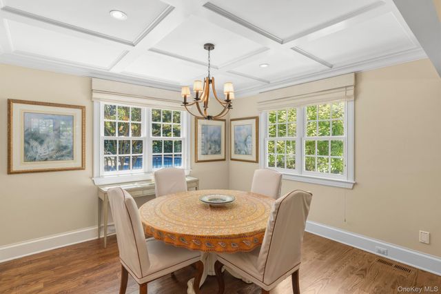 22 Spring Lane, Sag Harbor, NY 11963