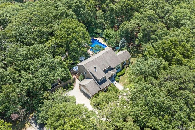 22 Spring Lane, Sag Harbor, NY 11963