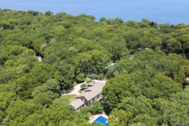 22 Spring Lane, Sag Harbor, NY 11963