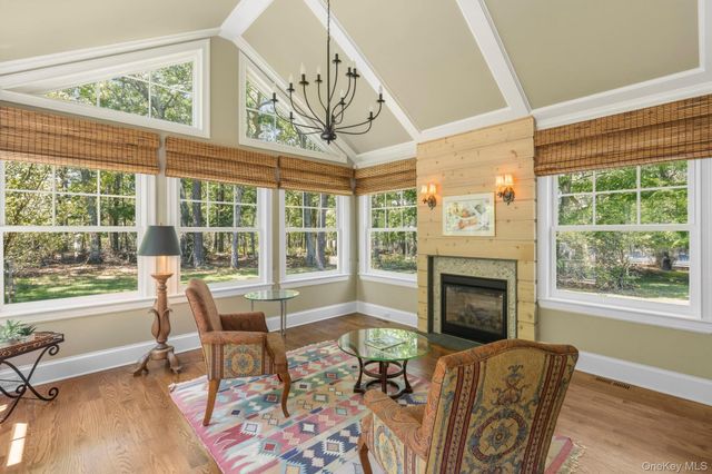 22 Spring Lane, Sag Harbor, NY 11963